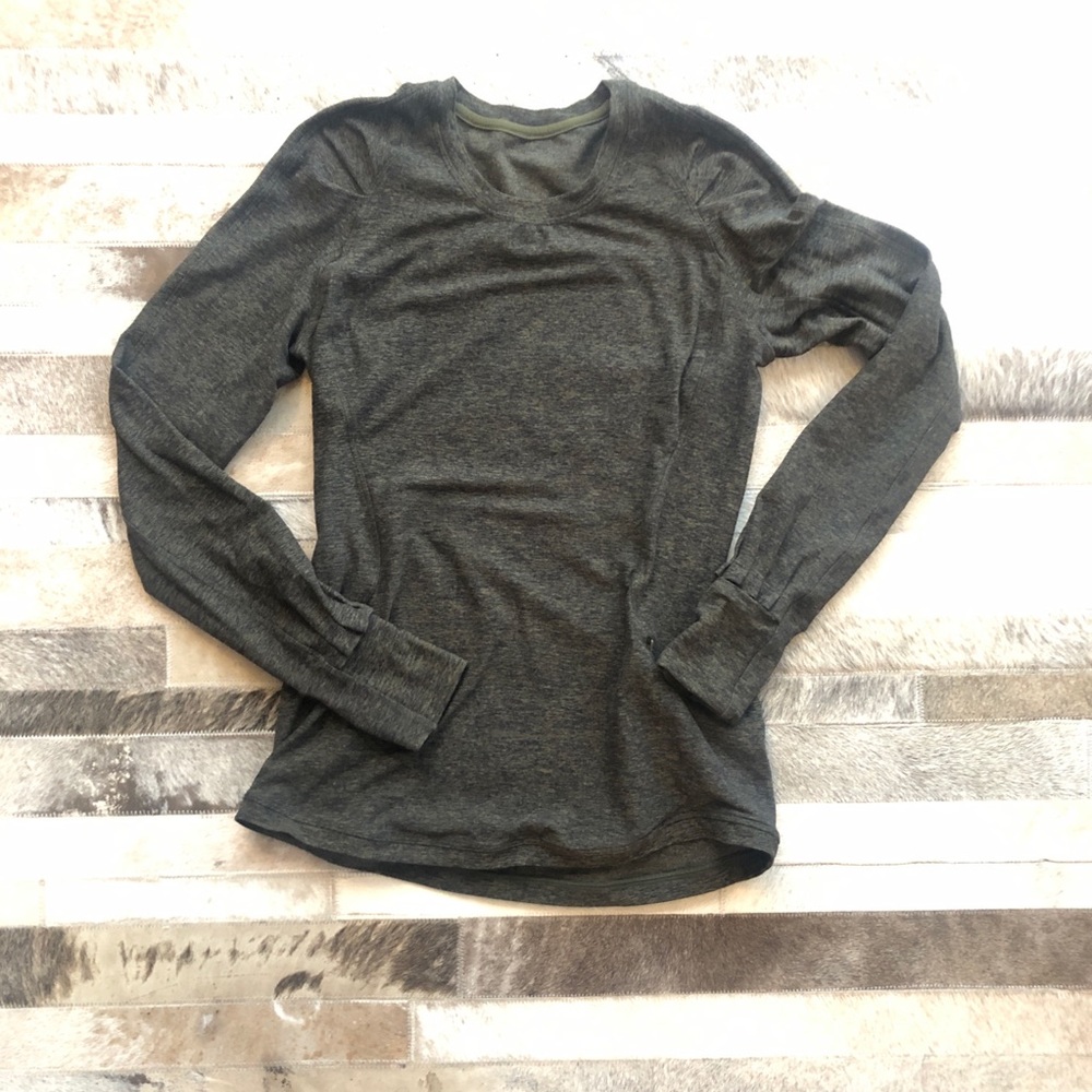Lululemon Green Long Sleeve Top Ruched Details
